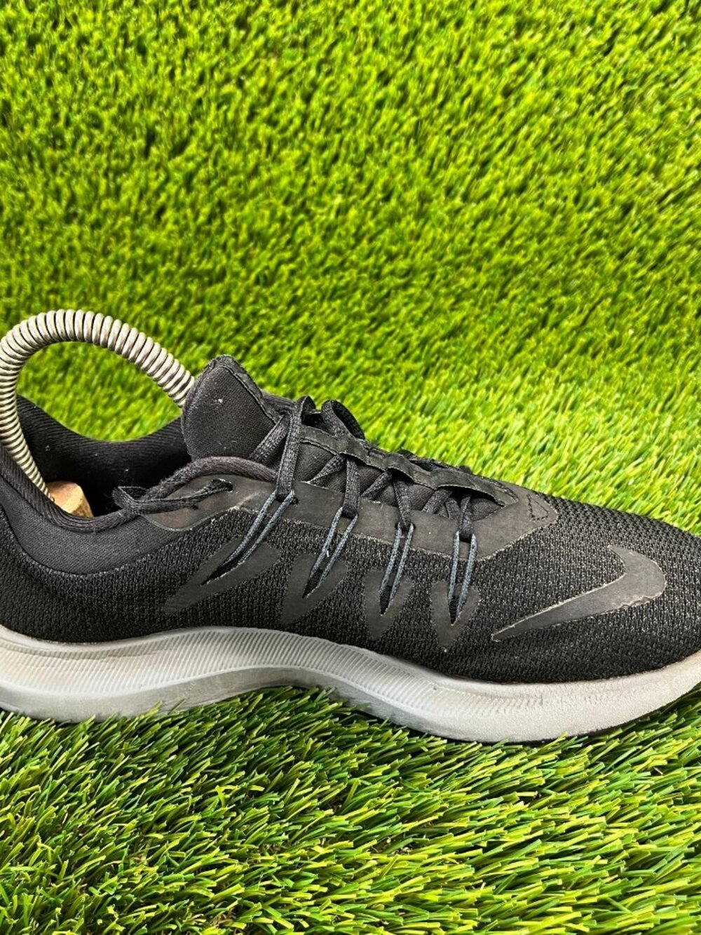 Nike Quest Womens Size 5.5 Black White Athletic Walking Running Shoes Sneakers - Picture 4 of 10